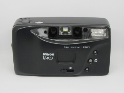 Nikon AF 400 - Nikon Lens 31mm, 1:4 Macro - Point&amp;amp;Shoot 35mm film camera foto