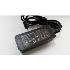 Alimentator laptop nou compatibil Asus Zenbook UX21 SADP-30KB ST-C-075-19000210CT 19V 2.1A tip mufa 2.5mm x 0.7mm