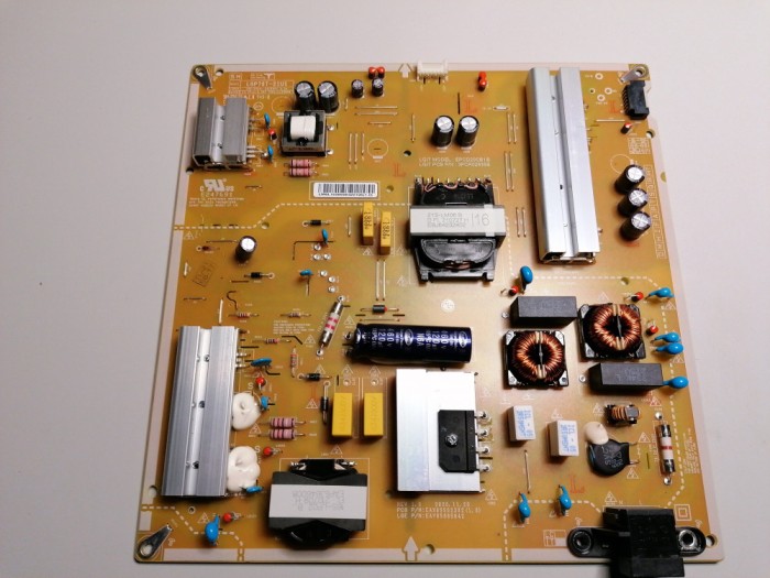 Sursa EAX69502302 (1.0) LGP70T-21U1 EAY65895642 Din LG 70NANO756PA