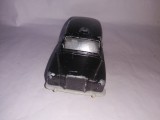 bnk jc London Austin taxi