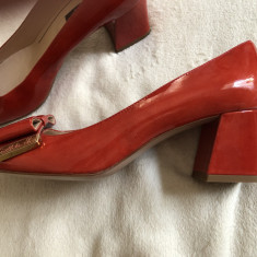 Pantofi de dama rosii, piele, 37,5