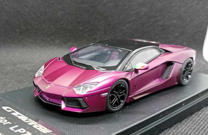 Macheta Lamborghini Aventador LP 700-4 - GT Autos 1/43