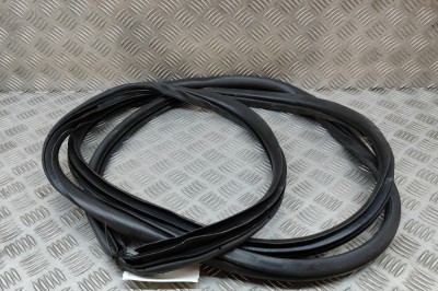 Garnitura ușă dreapta față MAZDA MX-30 DR 2020 OEM: DN4E-58-760A | 30427846 foto