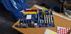 Placa de baza GIGABYTE GA-M52L-S3P defecta #70100 foto