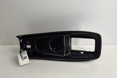 Suport de pahar TOYOTA PRIUS _W5_ 2016 OEM: 58804-47124,58821-47041,1A8A1-065G 28883706 foto