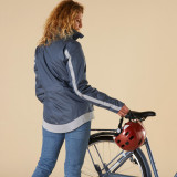 Jachetă călduroasă ciclism pe ploaie 540 Bleumarin Damă, Btwin