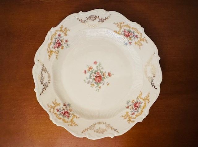 FARFURIE DIN PORTELAN FIN, CREM- MARCAJ BAVARIA SCHIRNDING D20CM