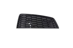 Grila bara protectie, spoiler Audi Q3 (8u), 01.2015-08.2018, model: S-Line, montare fata, dreapta, gaura senzor parcare, RapidAuto