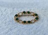 BROSA vintage IMPECABILA ornata SPLENDID cu pietre VERZI contrast de EFECT