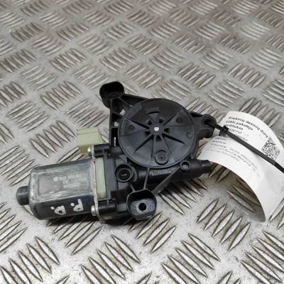 Motor macara geam ușă dreapta față SKODA KAROQ NU7 2023 OEM: 5Q0959802C,0130822076,E850202102 25397737 foto