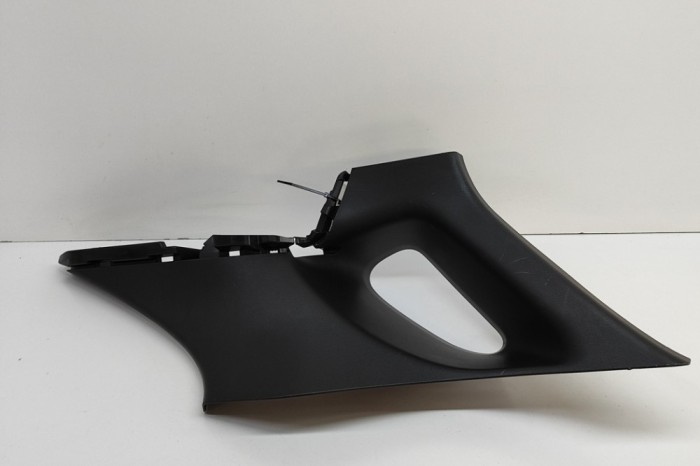 Ornament st&acirc;lp dreapta MAZDA CX-30 DM 2023 OEM: DFR5-68250 29509685