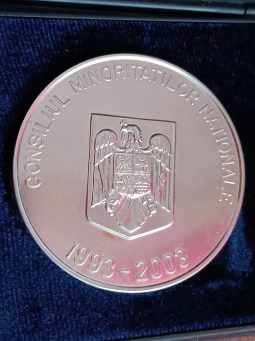 QW1 10 - Tematica politica - Consiliul minoritatilor nationale - 2003