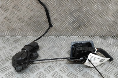 &amp;Icirc;ncuietoare haion VOLVO XC90 II 2024 OEM: 32149889,31349975 28971845 foto