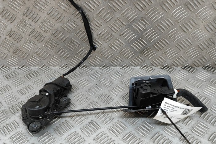 &Icirc;ncuietoare haion VOLVO XC90 II 2024 OEM: 32149889,31349975 28971845