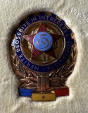 Insigna Pentru merite deosebite in intrecerea socialista 5 ani