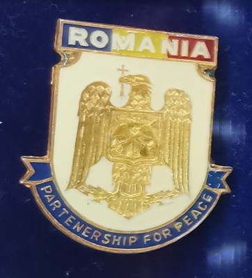 SV * Romania INSIGNA PARTENERIAT PENTRU PACE foto