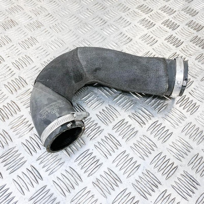 Furtun intercooler st&acirc;nga AUDI A6 4G2, C7, 4GC 2014 OEM: 4G0145709M | 10419887