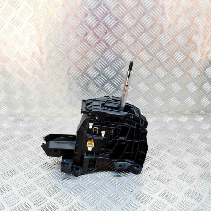 Timonerie cutie de viteze TOYOTA C-HR _X1_ 2019 OEM: Hatchback | 13540081