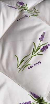 Pilota lavanda iarna matlasata LavenderDream Coneltex, dimensiuni 180x210 cm, dreptunghiulara, culoare alba, umplutura fibra siliconizata, antialergic foto