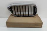 Grila dreapta față BMW 5 G30 2016 OEM: 7383520,7390866,7390864,8070470,7473692,7473702,9626586 25615759