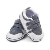 Adidasi pentru bebelusi, gri cu alb (Marime Disponibila: 6-9 luni (Marimea 19