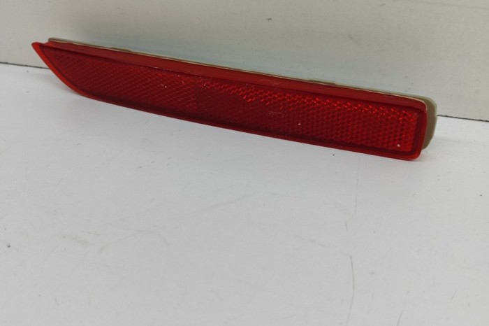 Reflector bara de protecție st&acirc;nga spate NISSAN LEAF ZE1 2018 OEM: 265658990B,26565-8990B 30192305