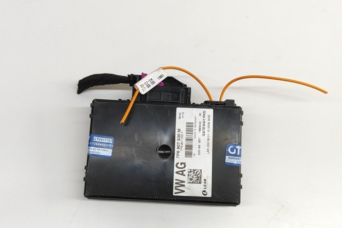 Unitate de control Gateway VW TOUAREG 7P5 2015 OEM: 7P6907530M,7P6907530F | 30371749