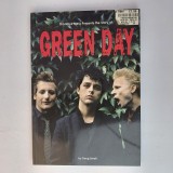 Carte Green Day - Omnibus Press Presents The Story Of | Autor Doug Small | 2005 | Paperback | Stare Buna | Autobiografii | Omnibus Press