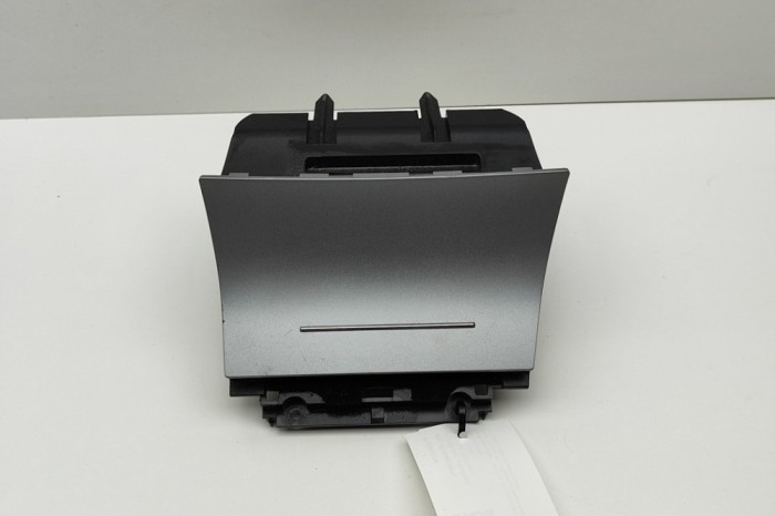 Scrumiera SKODA OCTAVIA II Combi 1Z5 2013 OEM: 1Z1863077AS,1Z1857962BS 30467670