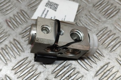 Supapa de expansiune aer condiționat KIA EV6 CV 2023 OEM: T41623-1631,EGH-15M058 27520537 foto