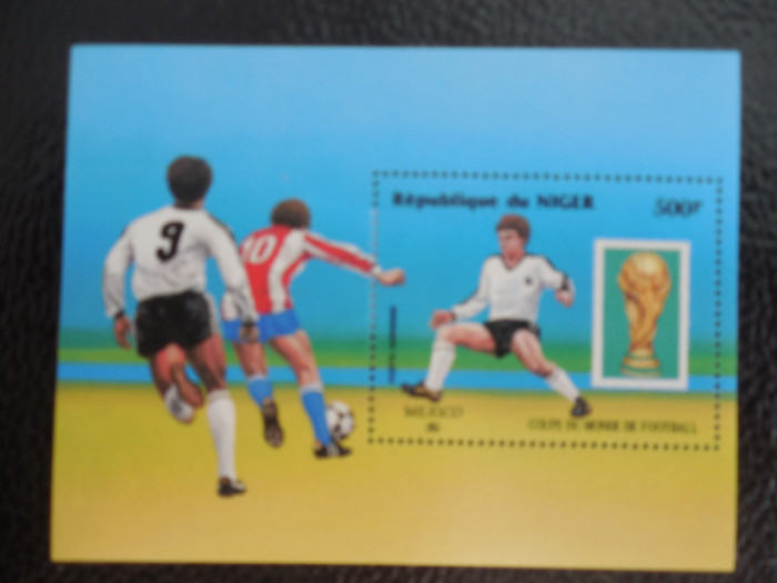 Niger -Camp mond de fotbal Mexico 1986-bloc nestampilat MNH