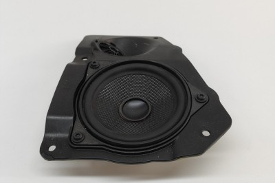 Difuzor ușă st&amp;acirc;nga spate BMW 7 F01, F02 2011 OEM: 9151969,4304078 | 28441607 foto