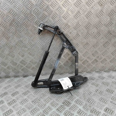 Balama capota st&amp;acirc;nga față ASTON MARTIN DB11 2022 OEM: HY53-16801-AE,HY53-16C826-AB 25938676 foto