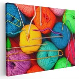 Tablou canvas gheme si andrele pentru tricotat, multicolor 1272 Tablou canvas pe panza CU RAMA 60x80 cm
