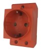 Priza rosie 16A 250V schuko 2P+E cu protectie copii IP30 cu montaj pe sina DIN 35mm omega