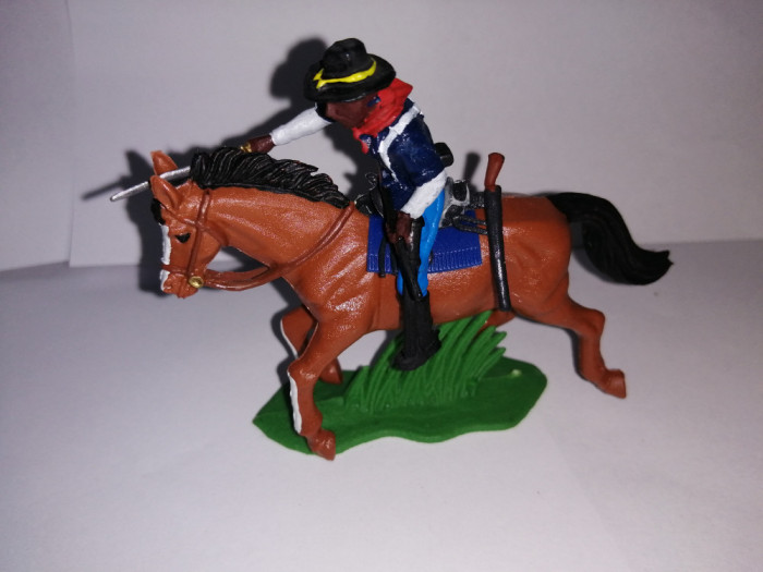 bnk jc Figurina cavalerist USA - Britains Herald 735