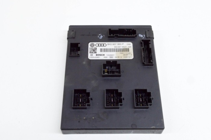 Modul de confort AUDI A4 Avant 8K5, B8 2010 OEM: 8K090706P,10029001 21467332