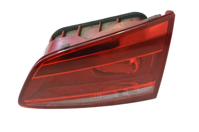 Lampa haion dreapta VW PASSAT Variant B7 365 2012 OEM: 3AF945094L | 20812520