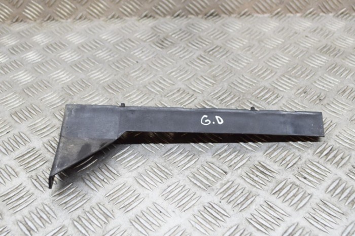 Suport bara de protecție dreapta spate AUDI A8 D3 4E2, 4E8 2007 OEM: 4E0807572A 14733205