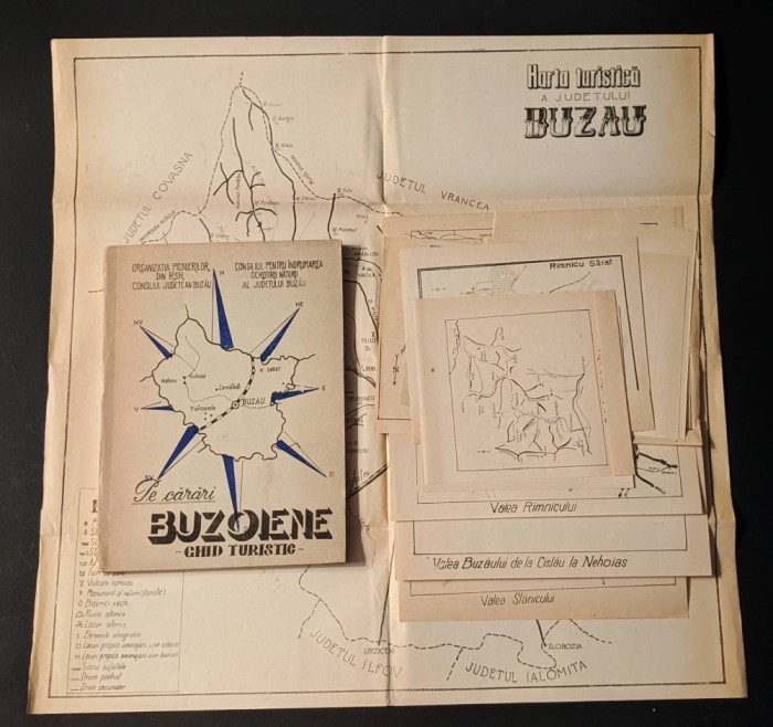 1970 Ghid Turistic BUZAU si zona adiacenta RAMNICU SARAT 148p 11harti monografie