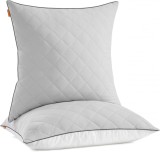 Cumpara ieftin Set de 2 perne vara iarna reversibila Songmics Gri 80x80x18 cm (Polyester 100%)