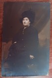 QW18 13 - Fotografie foarte veche - Distinsa doamna - 1920, Alb-Negru, Romania 1900 - 1950, Portrete