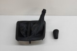 Manson de piele schimbător de viteze TOYOTA HILUX VII Pick-up _N1_, _N2_, _N3_ 2016 OEM: 58808-0K120,58841-0K110 30193232