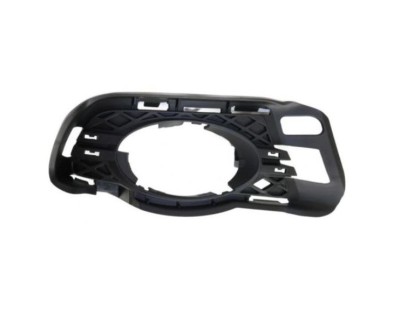 Grila bara fata MERCEDES Clasa C (W204), 03.2007-03.2011, fata, partea dreapta, negru; cu gaura pentru lampa de ceata foto