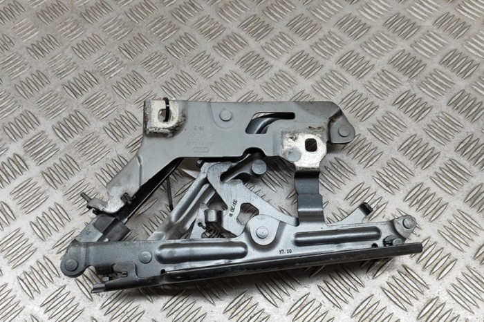 Balama capota dreapta față AUDI Q5 FY 2021 OEM: 80A823302D 28536615