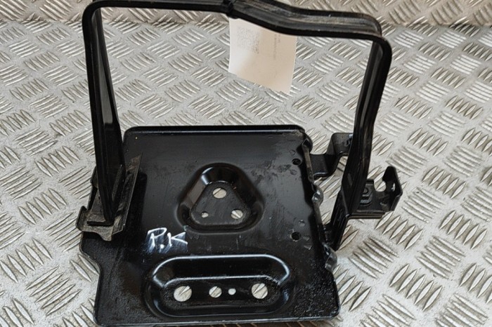 Suport baterie SSANGYONG KORANDO C300 2022 OEM: 26860-39000 26363201