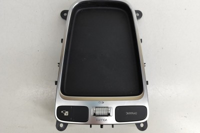 Comutator de control navigație MERCEDES-BENZ EQB X243 2024 OEM: A2479003519,A2479018004,A2479026617 28246162 foto