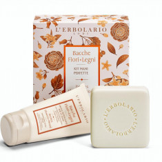 L'Erbolario Pachet Berries Flowers Crema de maini 75ml + Sapun 100g