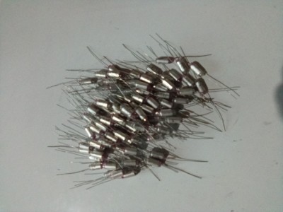 Condesatori Stiroflexi noi 3,3nf - IPRS 1970. foto
