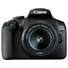 Camera foto CANON EOS-2000D kit obiectiv EF-S 18-55mm f/3.5-5.6 IS II 24.1MP3.0&quot; TFT fixed DIGIC 4+ ISO 100-6400FullHD movies 30fpscompatibil SD/